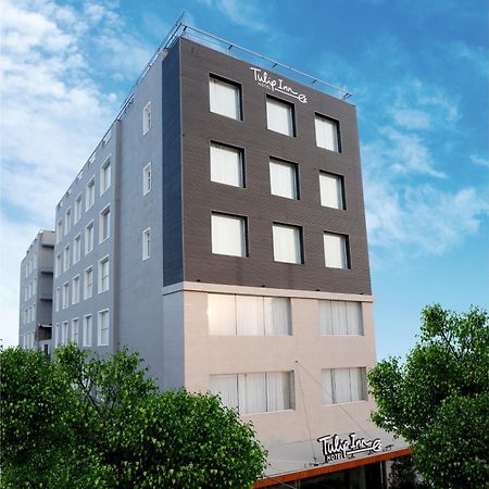 Tulip Inn Zirakpur Exterior foto