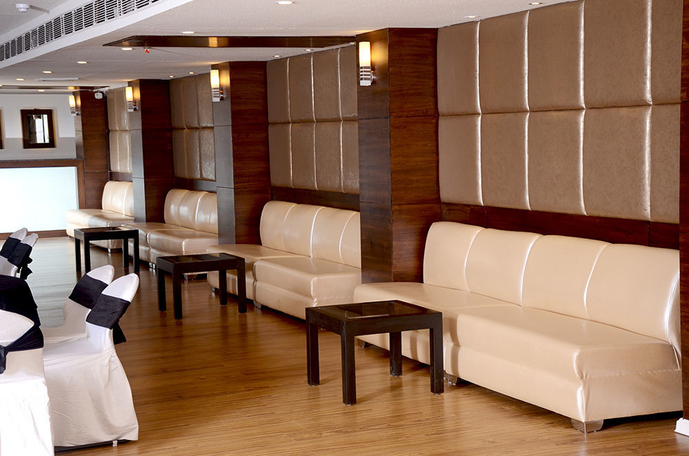 Tulip Inn Zirakpur Exterior foto